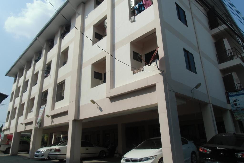 Chanaporn Place, Chiang Mai